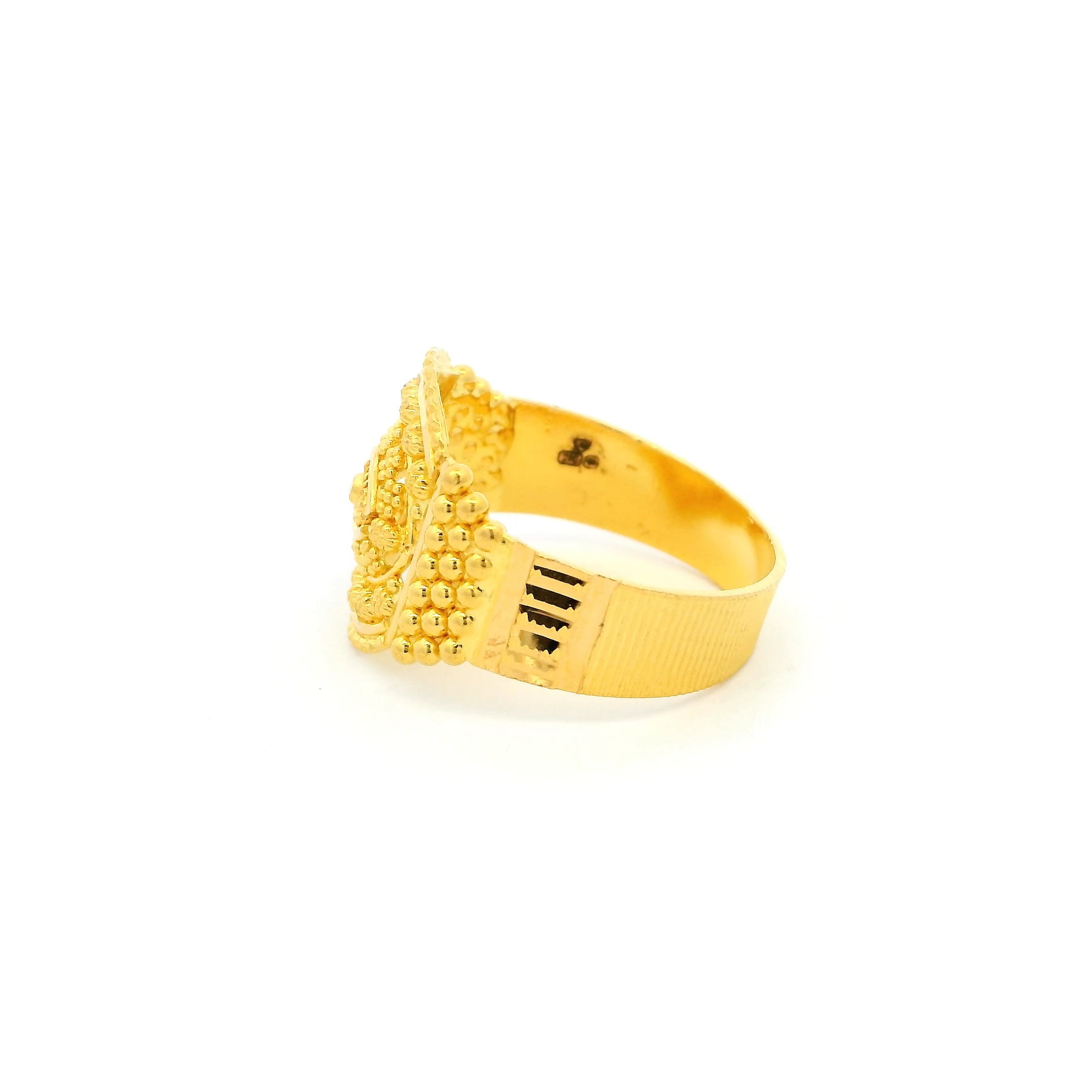 22ct Yellow Gold Ladies Ring with Stunning Filigree Work Design | Size M