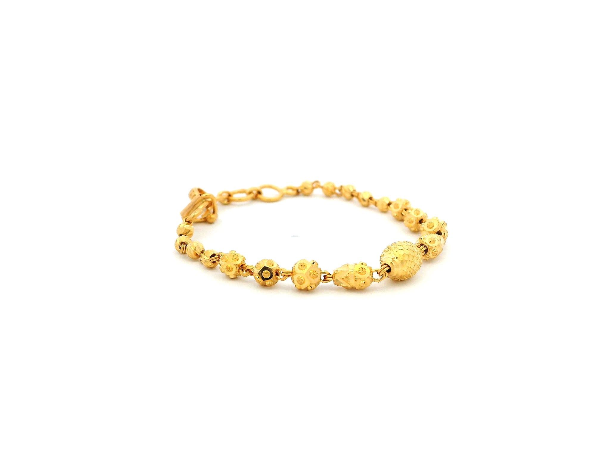 22ct Yellow Gold Children's Bracelet with Diamond-Cut Beads & 'U' Hook Clip Clasp Fasten – Elegant Kids Jewellery