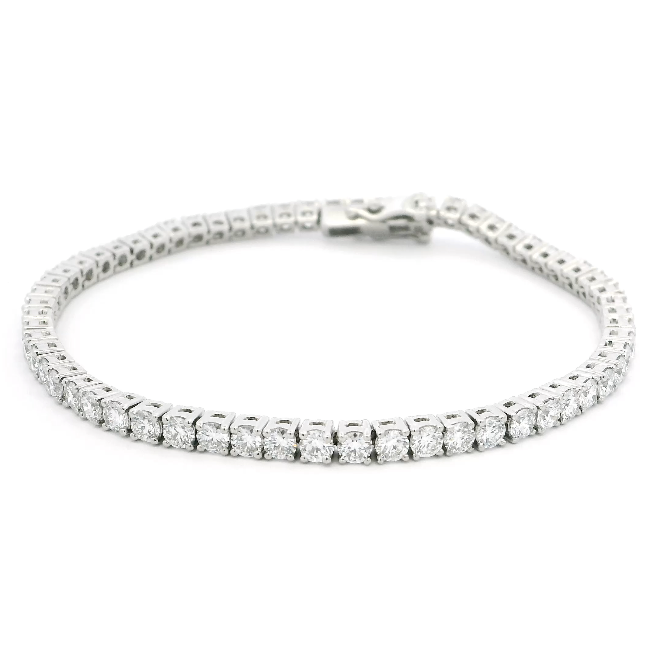 Platinum Laboratory-Grown Diamond Tennis Bracelet with Tongue & Lip Clasp and Figure '8' Clasp – Elegant Fine Jewellery