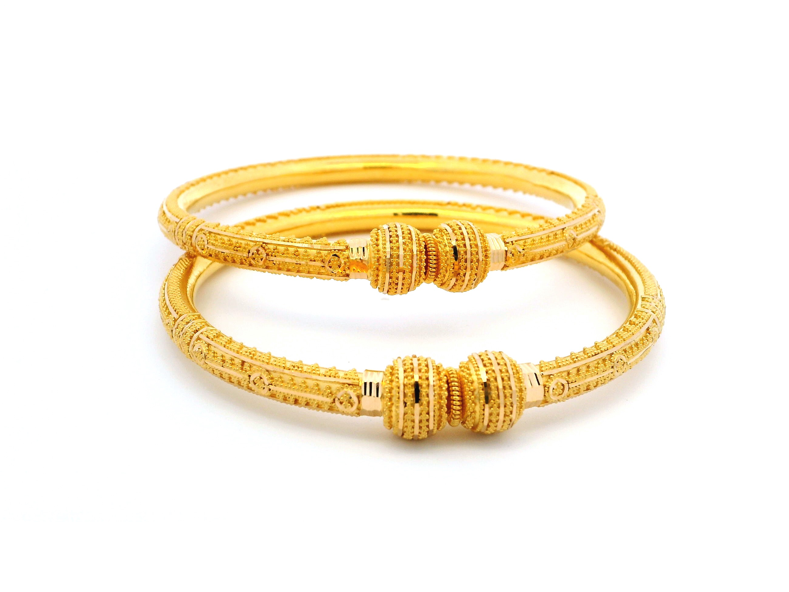 Pair of 22ct Yellow Gold Bangles with Filigree Design & Comfort Fit – Stylish and Elegant Gold Jewellery