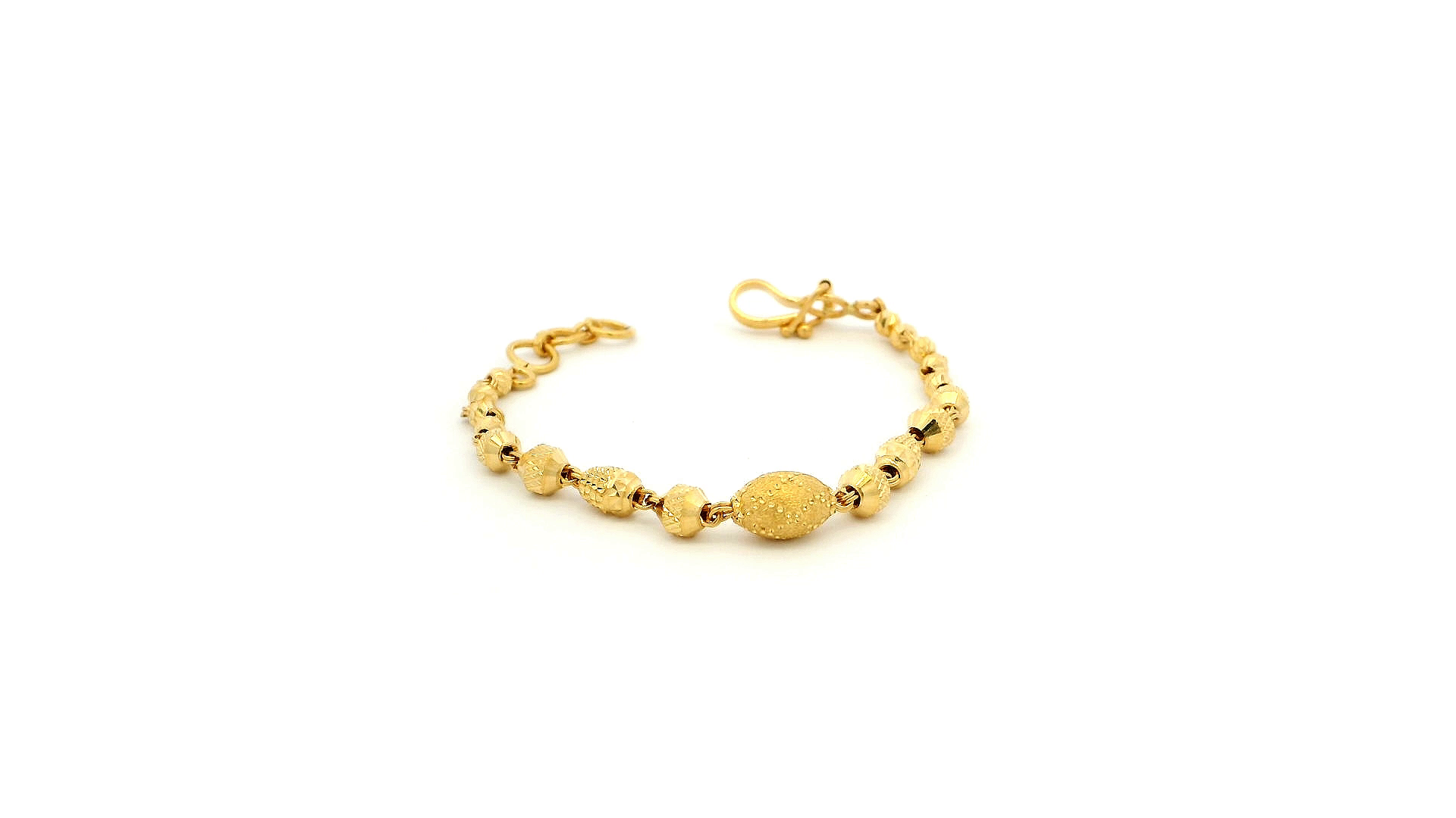 22ct Yellow Gold Children's Bracelet with Diamond-Cut Beads & 'U' Hook Clasp – Durable & Stylish