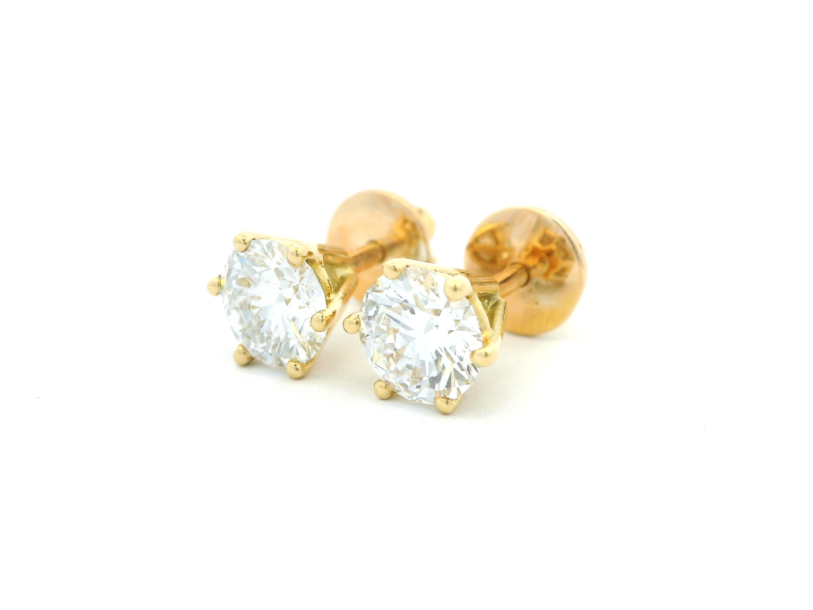 18ct Yellow Gold Lab-Grown Diamond Screw Back Six-Claw Stud Earrings – Elegant & Sustainable