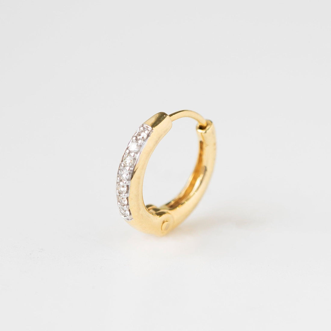 18ct Gold Diamond Nose Ring MCS3315